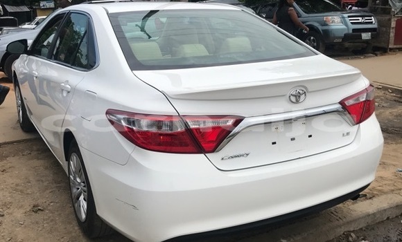 Buy Used Toyota Camry White Car in Lagos in Lagos State Buy Used Toyota Camry White Car in Lagos in Lagos State