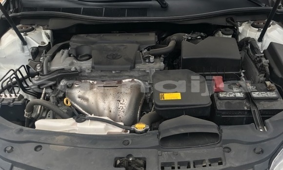 Buy Used Toyota Camry White Car in Lagos in Lagos State Buy Used Toyota Camry White Car in Lagos in Lagos State