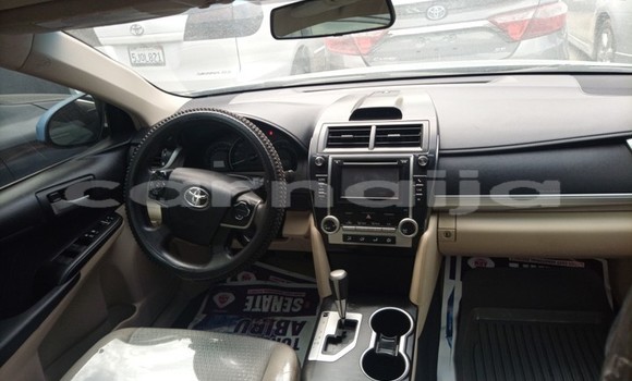 Buy Used Toyota Camry Beige Car in Lagos in Lagos State Buy Used Toyota Camry Beige Car in Lagos in Lagos State