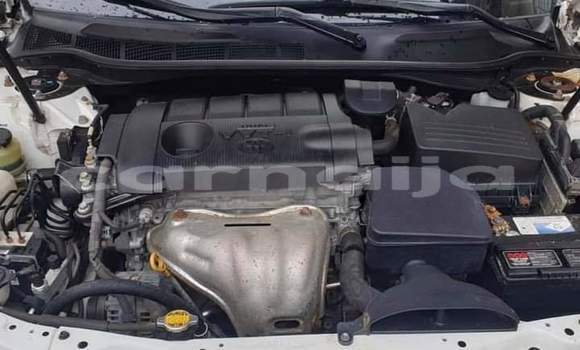 Acheter Import Voiture Toyota Camry Blanc à Lagos, État de Lagos