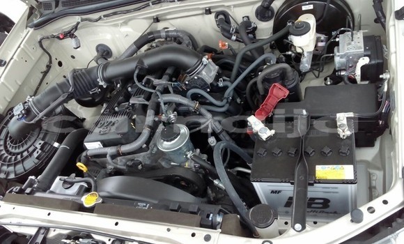 Acheter Occasion Voiture Toyota Hilux Blanc à Asaba, État du Delta Acheter Occasion Voiture Toyota Hilux Blanc à Asaba, État du Delta