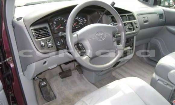 Acheter Occasion Voiture Toyota Sienna Rouge à Birnin Kebbi, Kebbi Acheter Occasion Voiture Toyota Sienna Rouge à Birnin Kebbi, Kebbi