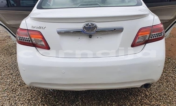 Acheter Occasion Voiture Toyota Camry Blanc à Ibadan, État d'Oyo Acheter Occasion Voiture Toyota Camry Blanc à Ibadan, État d'Oyo