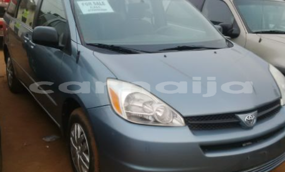 Buy Used Toyota Sienna Beige Car in Ipokia in Ogun State Buy Used Toyota Sienna Beige Car in Ipokia in Ogun State