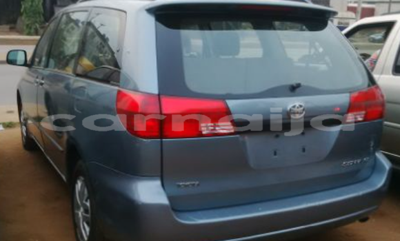 Acheter Occasion Voiture Toyota Sienna Beige à Ipokia, État d'Ogun Acheter Occasion Voiture Toyota Sienna Beige à Ipokia, État d'Ogun