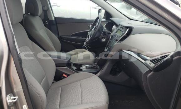 Acheter Neuf Voiture Hyundai Santa Fe Marron à Badagry, État de Lagos Acheter Neuf Voiture Hyundai Santa Fe Marron à Badagry, État de Lagos