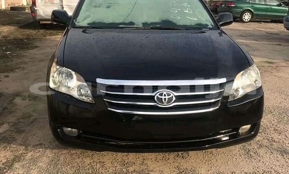 Buy Used Toyota Avalon Black Car in Asaba in Delta State
