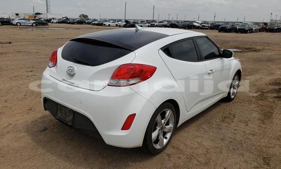 Acheter Neuf Voiture Hyundai Veloster Blanc à Badagry, État de Lagos Acheter Neuf Voiture Hyundai Veloster Blanc à Badagry, État de Lagos