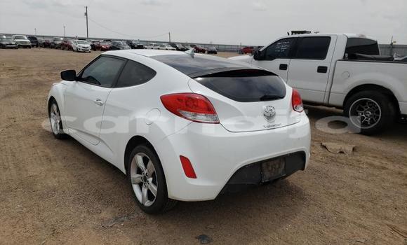 Acheter Neuf Voiture Hyundai Veloster Blanc à Badagry, État de Lagos Acheter Neuf Voiture Hyundai Veloster Blanc à Badagry, État de Lagos