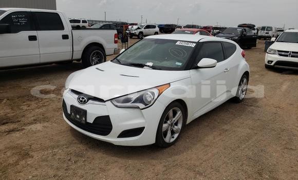 Acheter Neuf Voiture Hyundai Veloster Blanc à Badagry, État de Lagos Acheter Neuf Voiture Hyundai Veloster Blanc à Badagry, État de Lagos