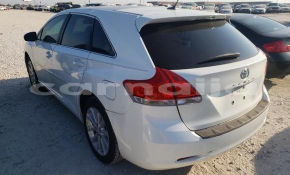 Buy Used Toyota Venza White Car in Abuja in Lagos State Buy Used Toyota Venza White Car in Abuja in Lagos State