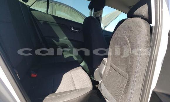 Acheter Neuf Voiture Kia Rio Gris à Badagry, État de Lagos Acheter Neuf Voiture Kia Rio Gris à Badagry, État de Lagos