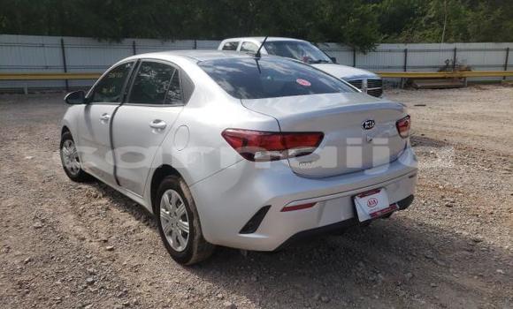 Acheter Neuf Voiture Kia Rio Gris à Badagry, État de Lagos Acheter Neuf Voiture Kia Rio Gris à Badagry, État de Lagos