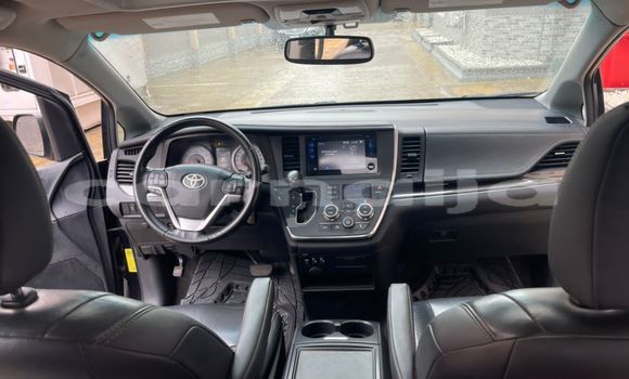 Acheter Occasion Voiture Toyota Sienna Noir à Lagos, État de Lagos Acheter Occasion Voiture Toyota Sienna Noir à Lagos, État de Lagos