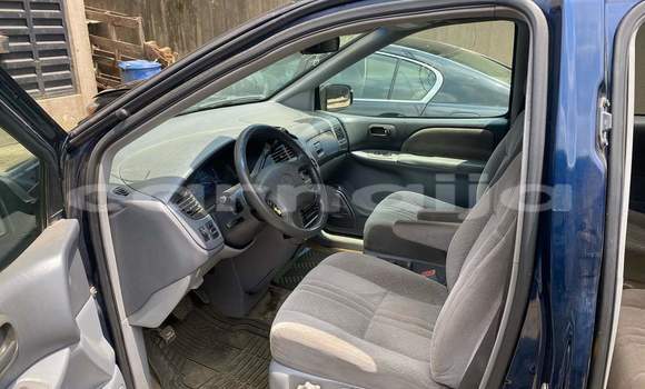 Acheter Occasion Voiture Toyota Sienna Bleu à Lagos, État de Lagos Acheter Occasion Voiture Toyota Sienna Bleu à Lagos, État de Lagos