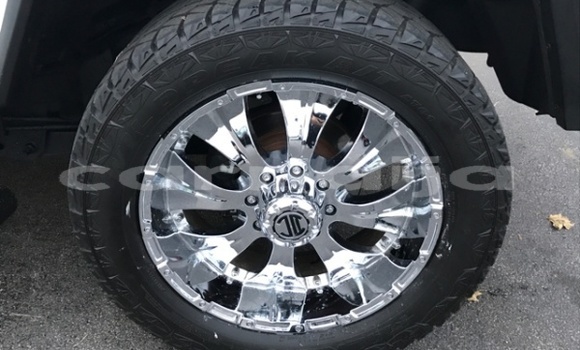 Buy Used Hummer H2 White Car in Lagos in Lagos State Buy Used Hummer H2 White Car in Lagos in Lagos State