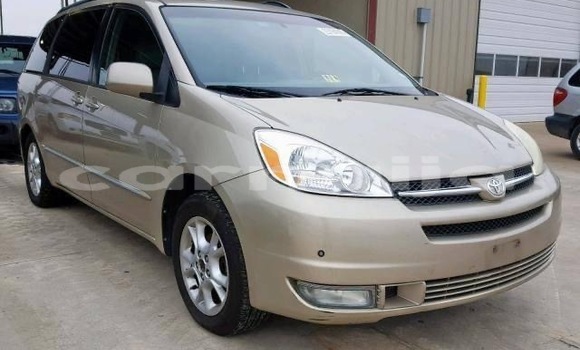 Acheter Occasion Voiture Toyota Sienna Marron à Ebute–Metta, État de Lagos
