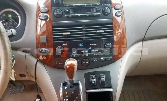 Acheter Occasion Voiture Toyota Sienna Marron à Ebute–Metta, État de Lagos Acheter Occasion Voiture Toyota Sienna Marron à Ebute–Metta, État de Lagos