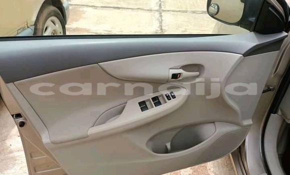 Acheter Occasion Voiture Toyota Corolla Marron à Aba, État d'Abia Acheter Occasion Voiture Toyota Corolla Marron à Aba, État d'Abia