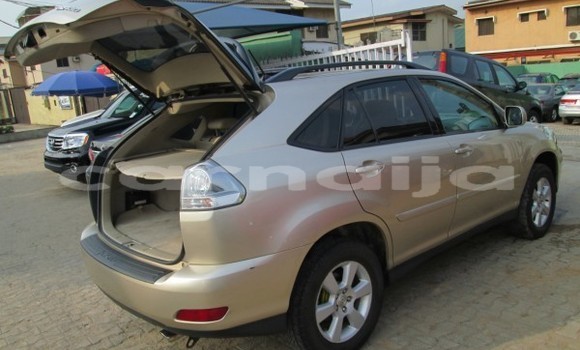 Buy Used Lexus RX 330 Silver Car in Lagos in Lagos State Buy Used Lexus RX 330 Silver Car in Lagos in Lagos State