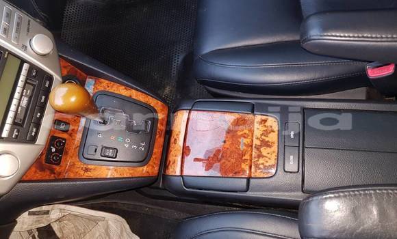 Buy Used Lexus RX 330 Silver Car in Lagos in Lagos State Buy Used Lexus RX 330 Silver Car in Lagos in Lagos State