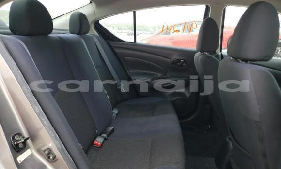 Acheter Neuf Voiture Nissan Versa Marron à Badagry, État de Lagos Acheter Neuf Voiture Nissan Versa Marron à Badagry, État de Lagos