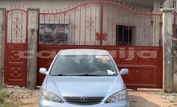 Acheter Import Voiture Toyota Camry Bleu à Lagos, État de Lagos Acheter Import Voiture Toyota Camry Bleu à Lagos, État de Lagos