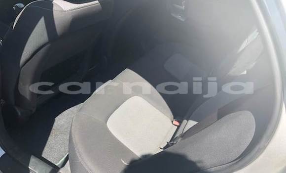 Acheter Occasion Voiture Kia Spectra Gris à Badagry, État de Lagos Acheter Occasion Voiture Kia Spectra Gris à Badagry, État de Lagos