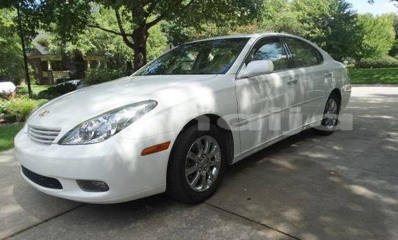 Acheter Occasion Voiture Lexus ES 300 Blanc à Abuja, État de Lagos Acheter Occasion Voiture Lexus ES 300 Blanc à Abuja, État de Lagos