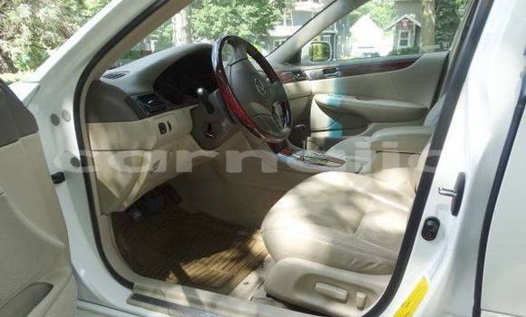 Acheter Occasion Voiture Lexus ES 300 Blanc à Abuja, État de Lagos Acheter Occasion Voiture Lexus ES 300 Blanc à Abuja, État de Lagos