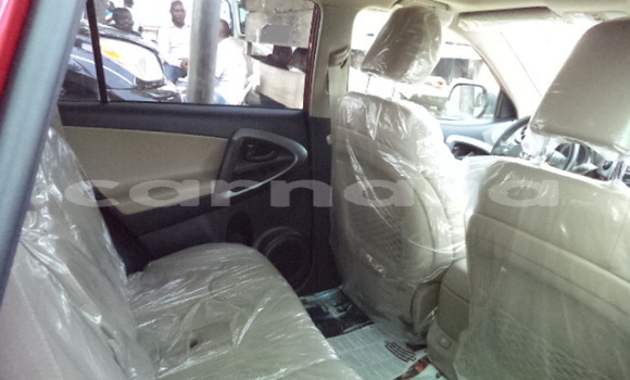Acheter Occasion Voiture Toyota RAV4 Rouge à Abuja, État de Lagos Acheter Occasion Voiture Toyota RAV4 Rouge à Abuja, État de Lagos