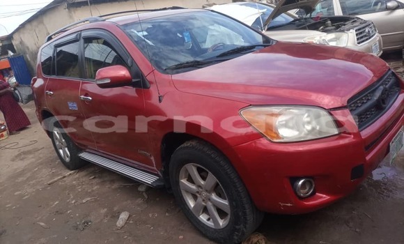 Acheter Occasion Voiture Toyota RAV4 Rouge à Lagos, État de Lagos Acheter Occasion Voiture Toyota RAV4 Rouge à Lagos, État de Lagos