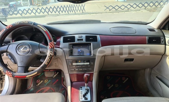 Buy Used Lexus ES Silver Car in Lagos in Lagos State Buy Used Lexus ES Silver Car in Lagos in Lagos State