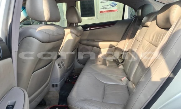 Buy Used Lexus ES Silver Car in Lagos in Lagos State Buy Used Lexus ES Silver Car in Lagos in Lagos State