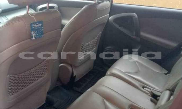 Acheter Import Voiture Toyota RAV4 Rouge à Beau, Rivières Acheter Import Voiture Toyota RAV4 Rouge à Beau, Rivières