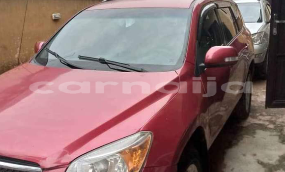 Acheter Import Voiture Toyota RAV4 Rouge à Beau, Rivières Acheter Import Voiture Toyota RAV4 Rouge à Beau, Rivières
