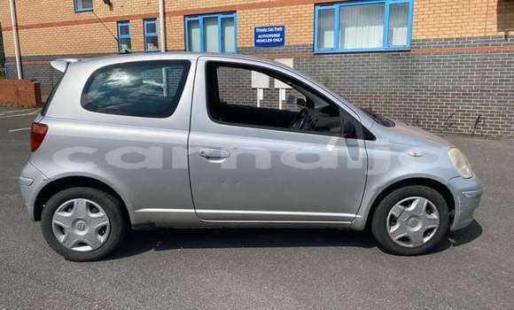 Acheter Import Voiture Toyota Yaris Gris à Agege, État de Lagos Acheter Import Voiture Toyota Yaris Gris à Agege, État de Lagos