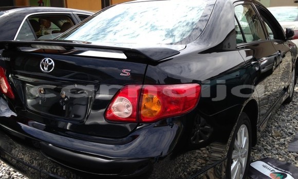 Acheter Neuf Voiture Aston Martin DB11 Bleu à Abuja, État de Lagos Acheter Neuf Voiture Aston Martin DB11 Bleu à Abuja, État de Lagos