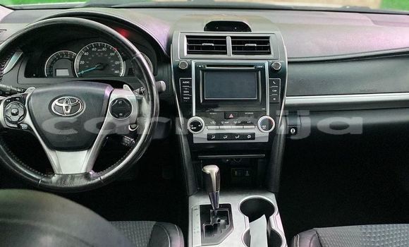 Acheter Occasion Voiture Toyota Camry Blanc à Lagos, État de Lagos Acheter Occasion Voiture Toyota Camry Blanc à Lagos, État de Lagos