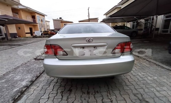 Acheter Occasion Voiture Lexus ES 300 Gris à Lagos, État de Lagos Acheter Occasion Voiture Lexus ES 300 Gris à Lagos, État de Lagos