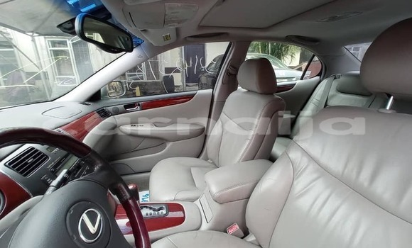 Acheter Occasion Voiture Lexus ES 300 Gris à Lagos, État de Lagos Acheter Occasion Voiture Lexus ES 300 Gris à Lagos, État de Lagos