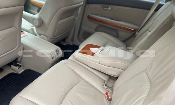 Acheter Occasion Voiture Lexus RX 330 Beige à Ikeja, État de Lagos Acheter Occasion Voiture Lexus RX 330 Beige à Ikeja, État de Lagos