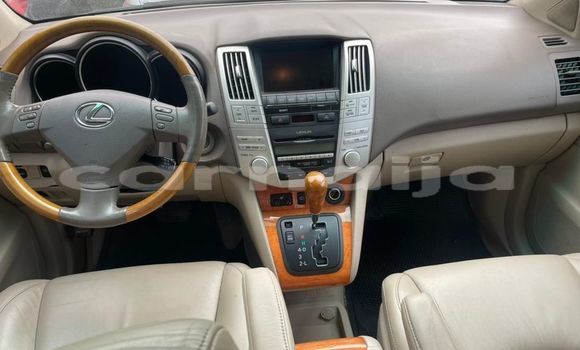 Acheter Occasion Voiture Lexus RX 330 Beige à Ikeja, État de Lagos Acheter Occasion Voiture Lexus RX 330 Beige à Ikeja, État de Lagos