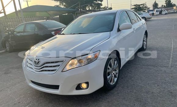 Acheter Occasion Voiture Toyota Camry Blanc à Lagos, État de Lagos