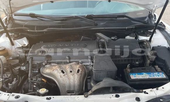 Buy Used Toyota Camry White Car in Lagos in Lagos State Buy Used Toyota Camry White Car in Lagos in Lagos State