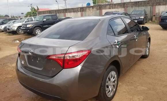 Acheter Import Voiture Toyota Corolla Noir à Lagos, État de Lagos Acheter Import Voiture Toyota Corolla Noir à Lagos, État de Lagos
