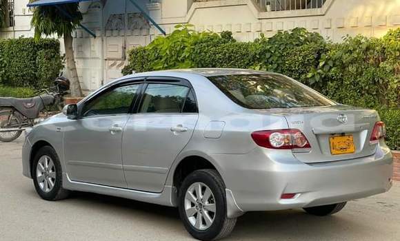 Acheter Import Voiture Toyota Corolla Gris à Egbeda, État d'Oyo Acheter Import Voiture Toyota Corolla Gris à Egbeda, État d'Oyo