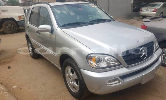 Acheter Import Voiture Mercedes-Benz ML–Class Gris à Lagos, État de Lagos Acheter Import Voiture Mercedes-Benz ML–Class Gris à Lagos, État de Lagos