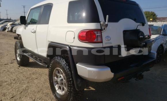 Buy New Toyota FJ Cruiser White Car in Badagry in Lagos State Buy New Toyota FJ Cruiser White Car in Badagry in Lagos State