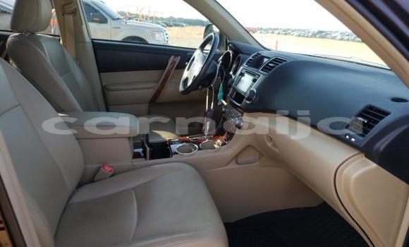 Buy New Toyota Highlander Red Car in Badagry in Lagos State Buy New Toyota Highlander Red Car in Badagry in Lagos State